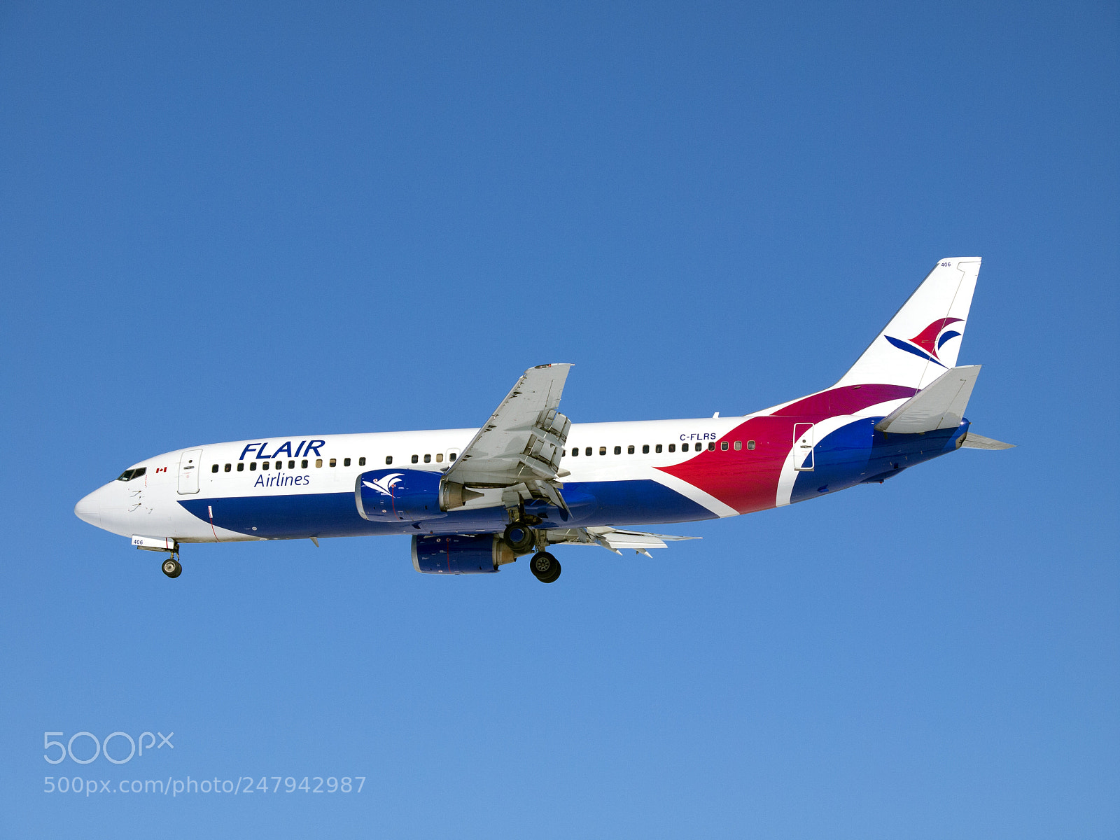 Olympus E-5 sample photo. Flair airlines boeing b-737-400 photography