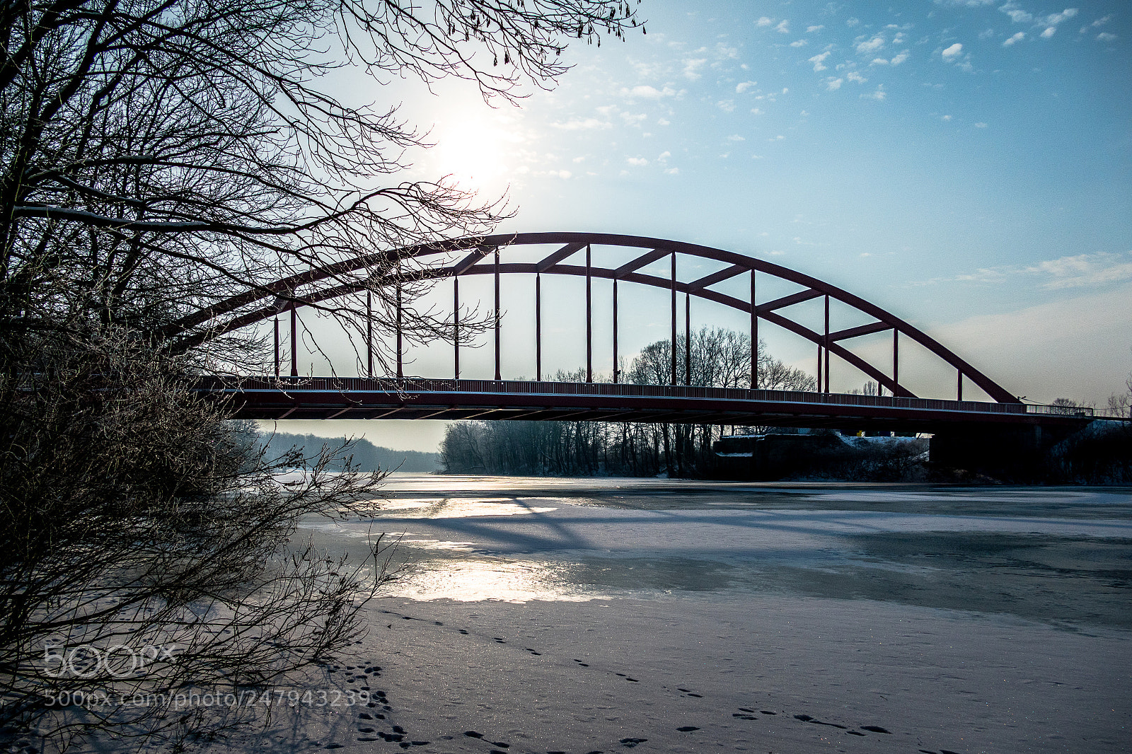 Panasonic Lumix DMC-FZ1000 sample photo. Frozen bridge photography