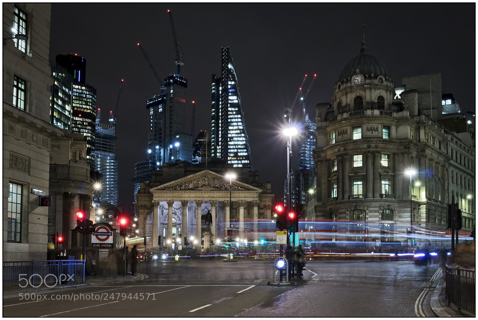 Canon EOS M6 sample photo. Bank, london. photography