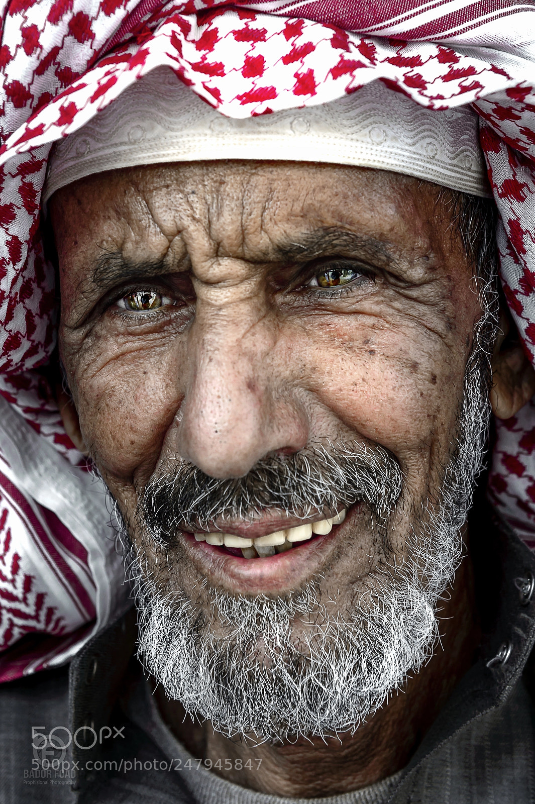 Nikon D4 sample photo. An old smile photography
