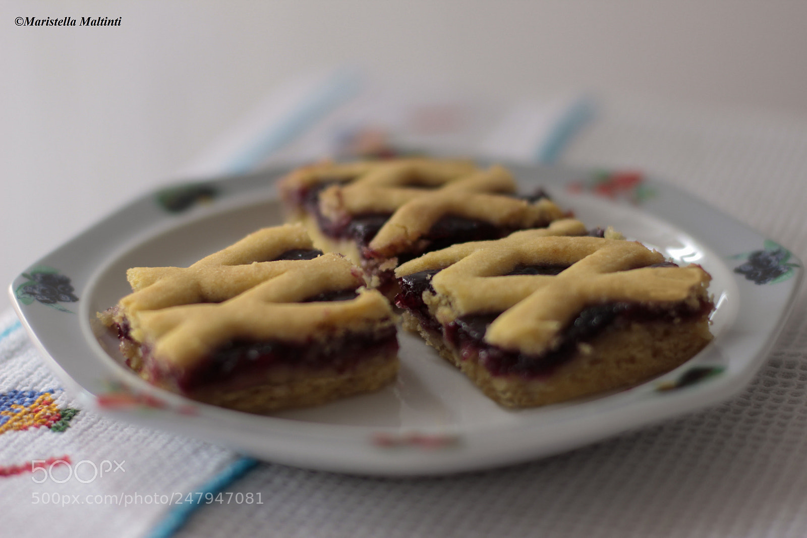 Canon EOS 600D (Rebel EOS T3i / EOS Kiss X5) sample photo. Crostata soffice ai frutti photography