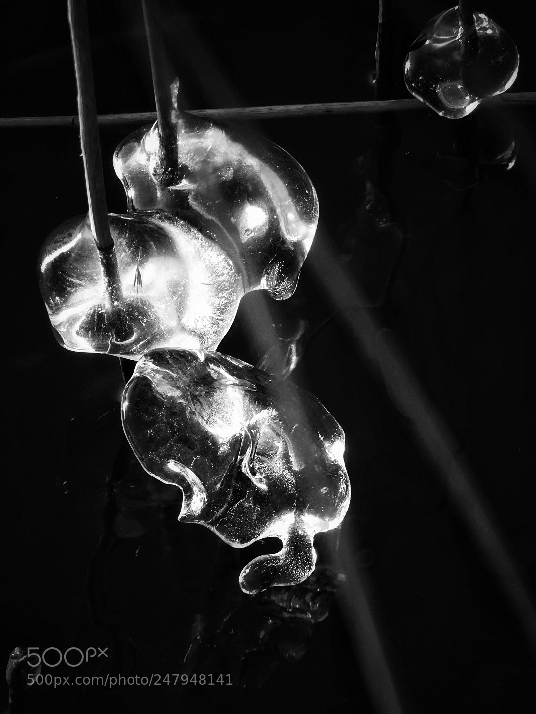 Sony DSC-HX90 sample photo. Frozen photography