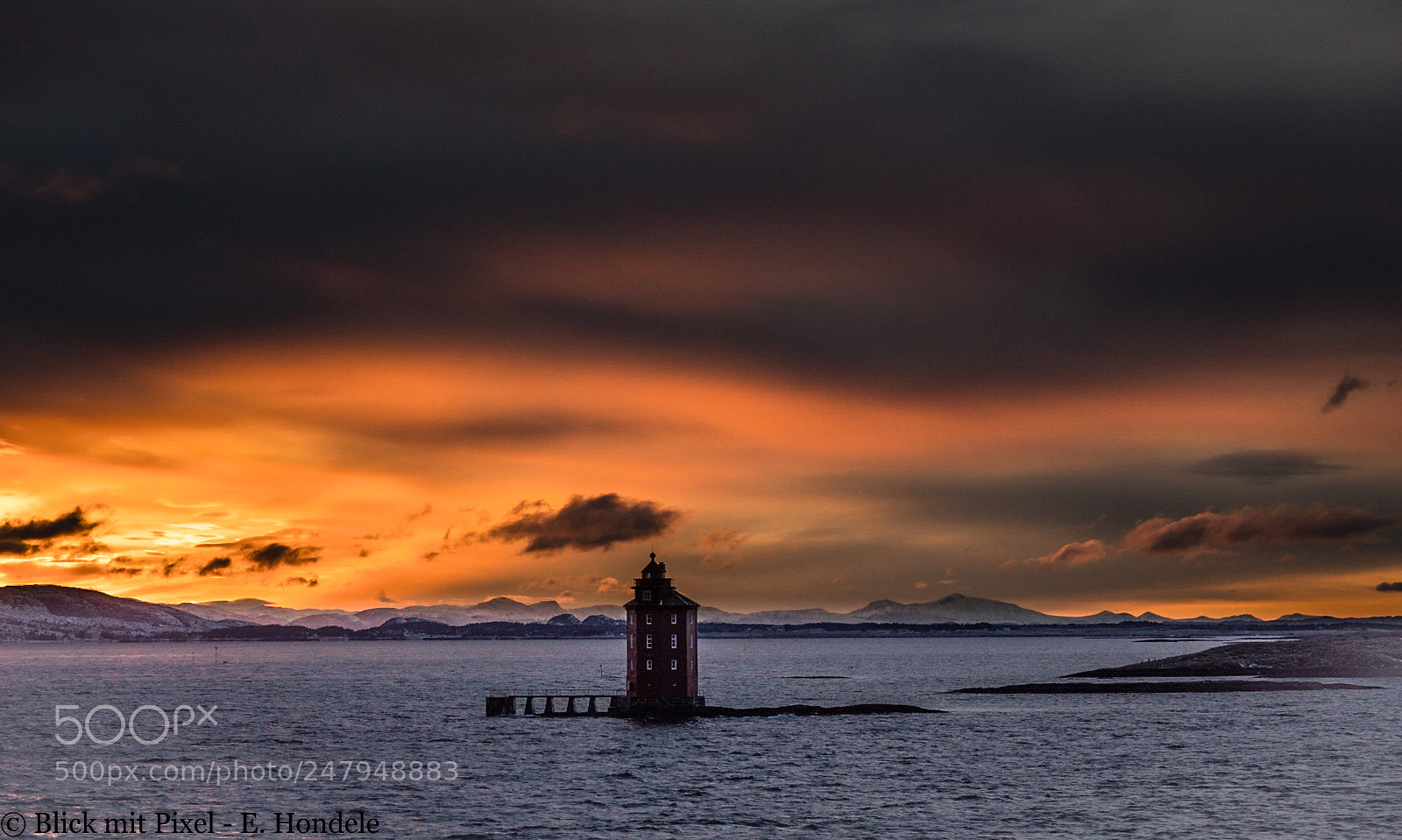 Panasonic Lumix DMC-GX8 sample photo. Leuchtturm an der norwegischen photography