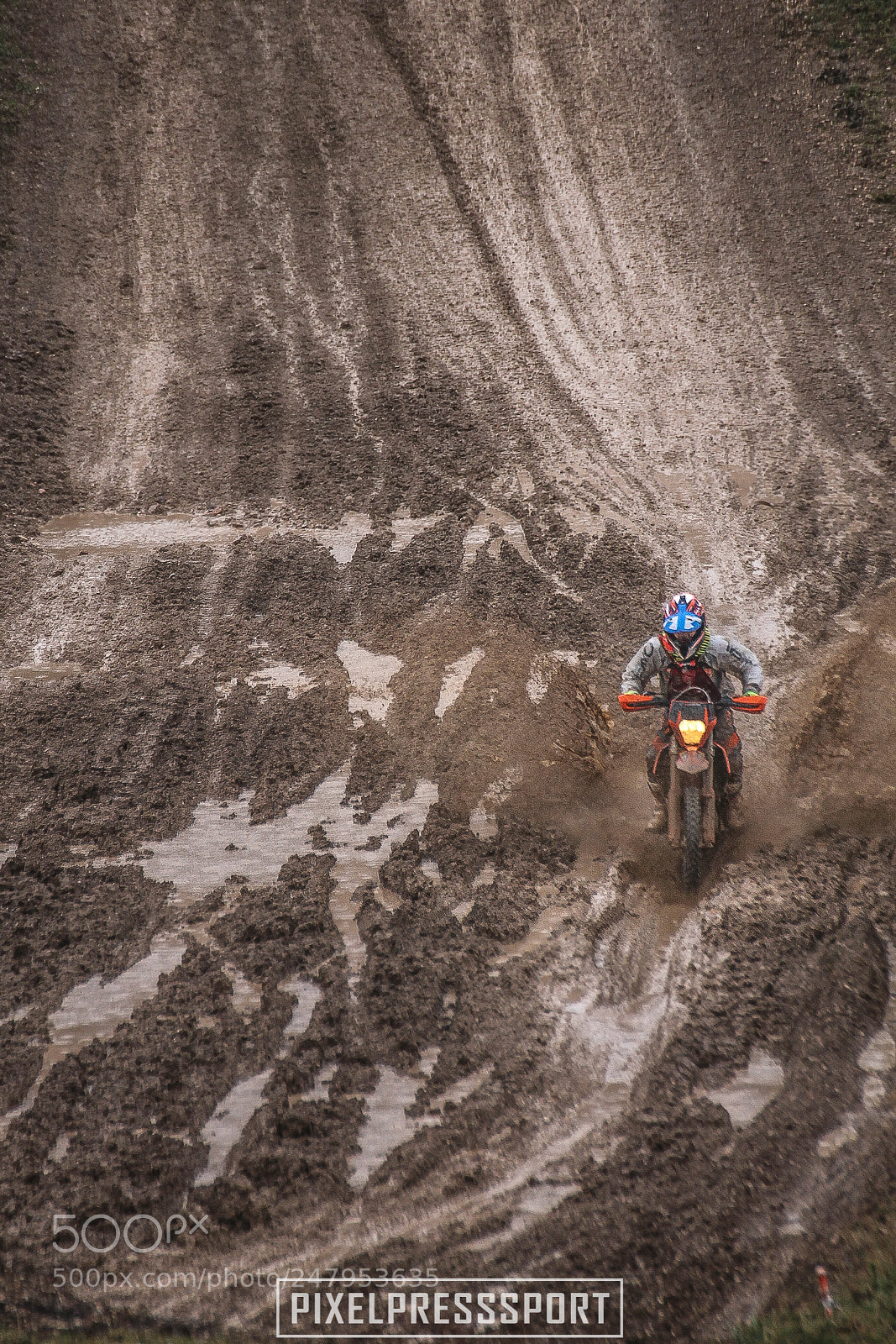 Canon EOS 1100D (EOS Rebel T3 / EOS Kiss X50) sample photo. Mud racer photography