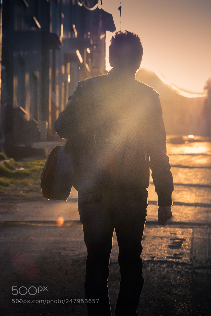 Nikon D80 sample photo. Walking in the street.. photography