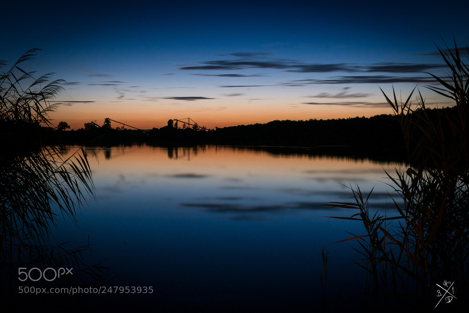 Olympus OM-D E-M5 sample photo. Blaue stunde am see photography