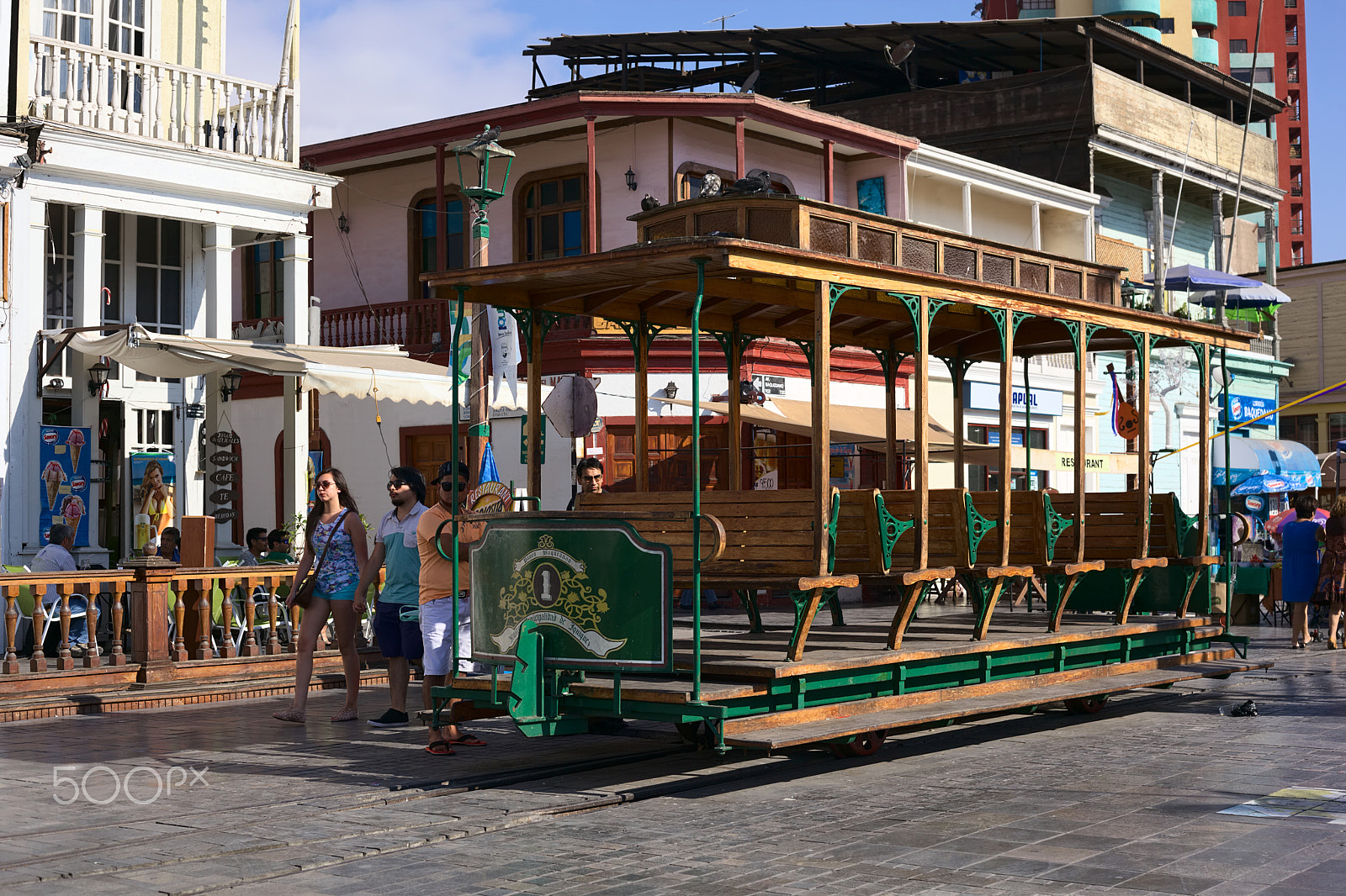 Canon EF 50mm F1.8 II sample photo. Old tram waggon on plaza prat main square in iquique, chile photography