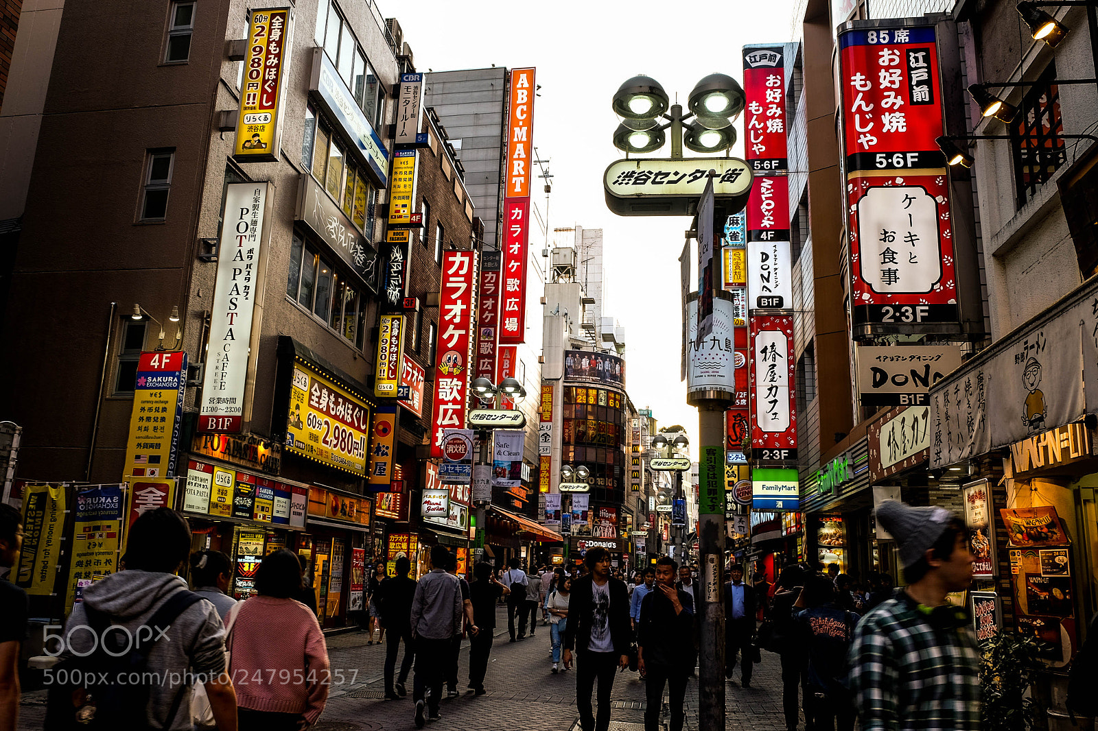 Fujifilm X-T10 sample photo. Tokyo, japan photography