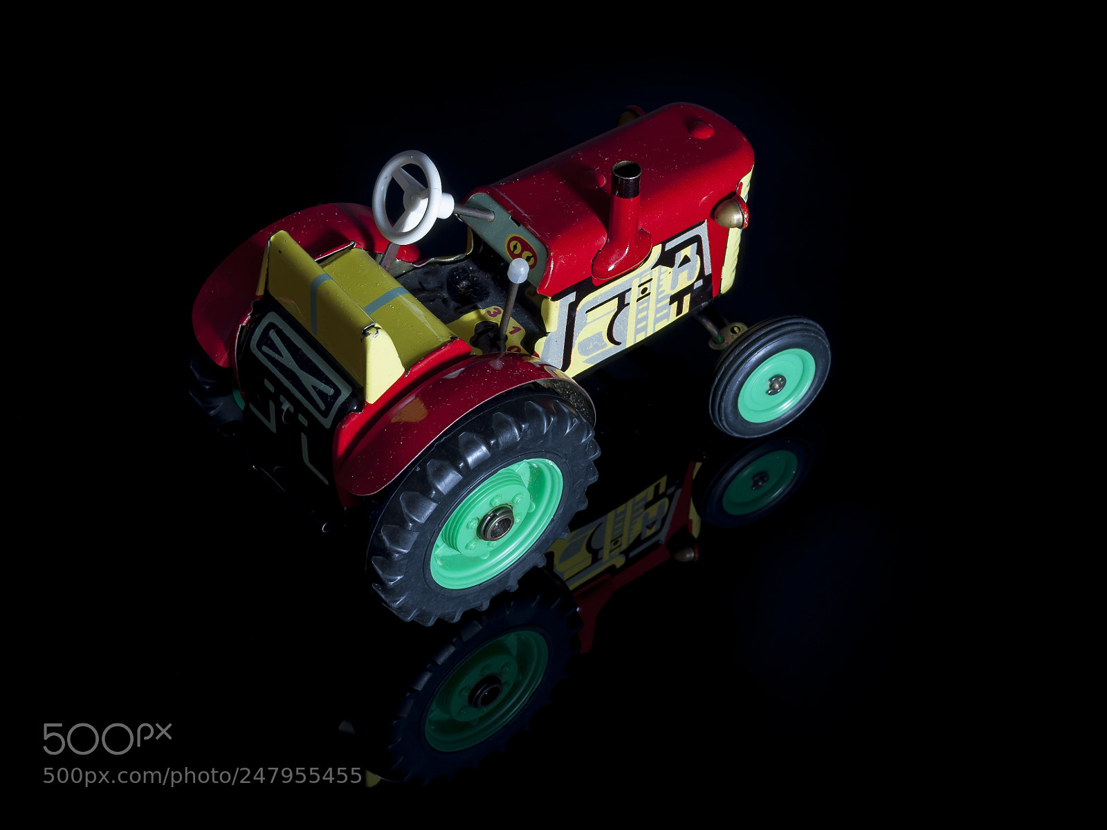 Nikon D5000 sample photo. Tin toys photography