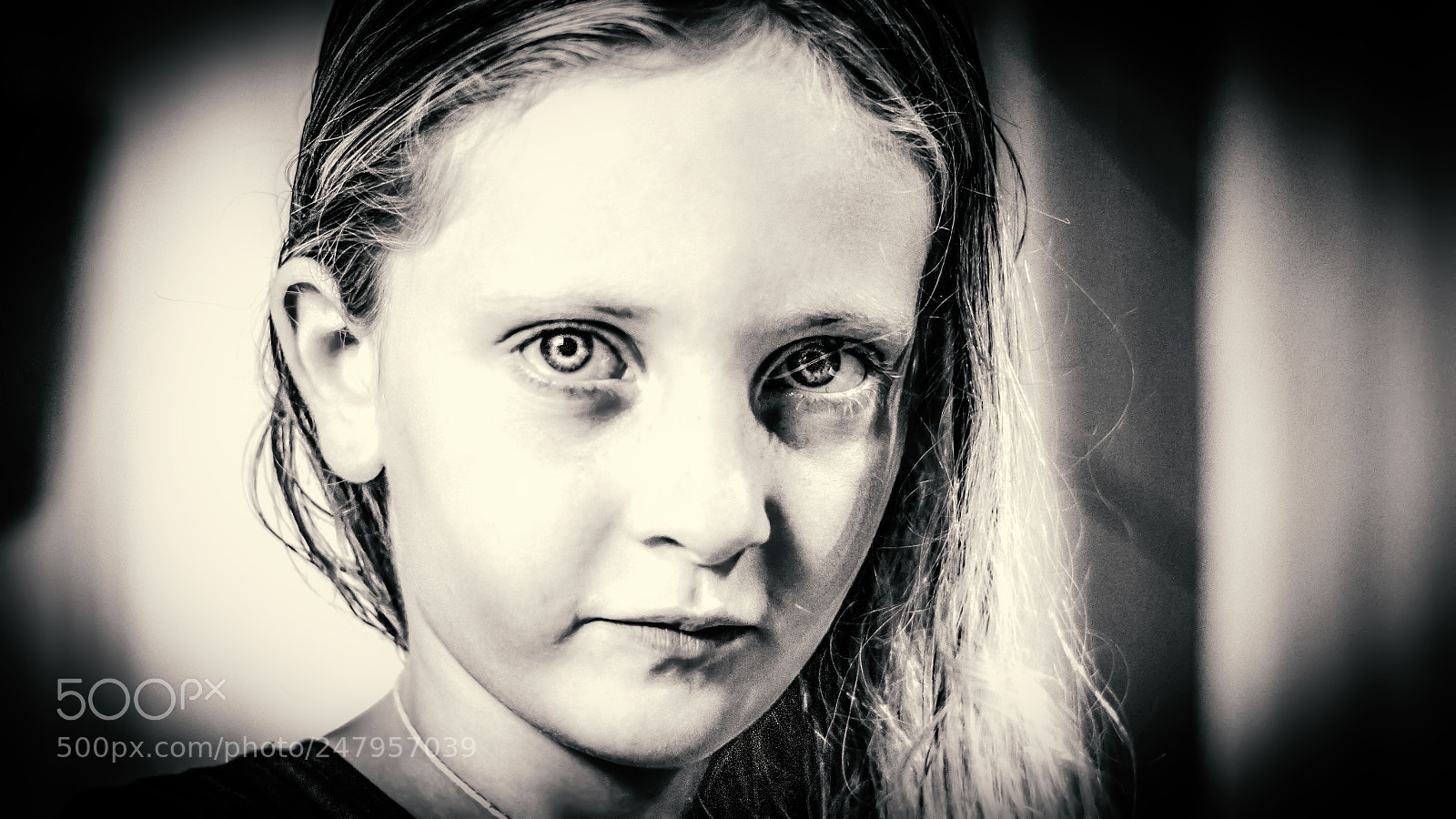 Canon EOS 600D (Rebel EOS T3i / EOS Kiss X5) sample photo. Blues eyes ! photography