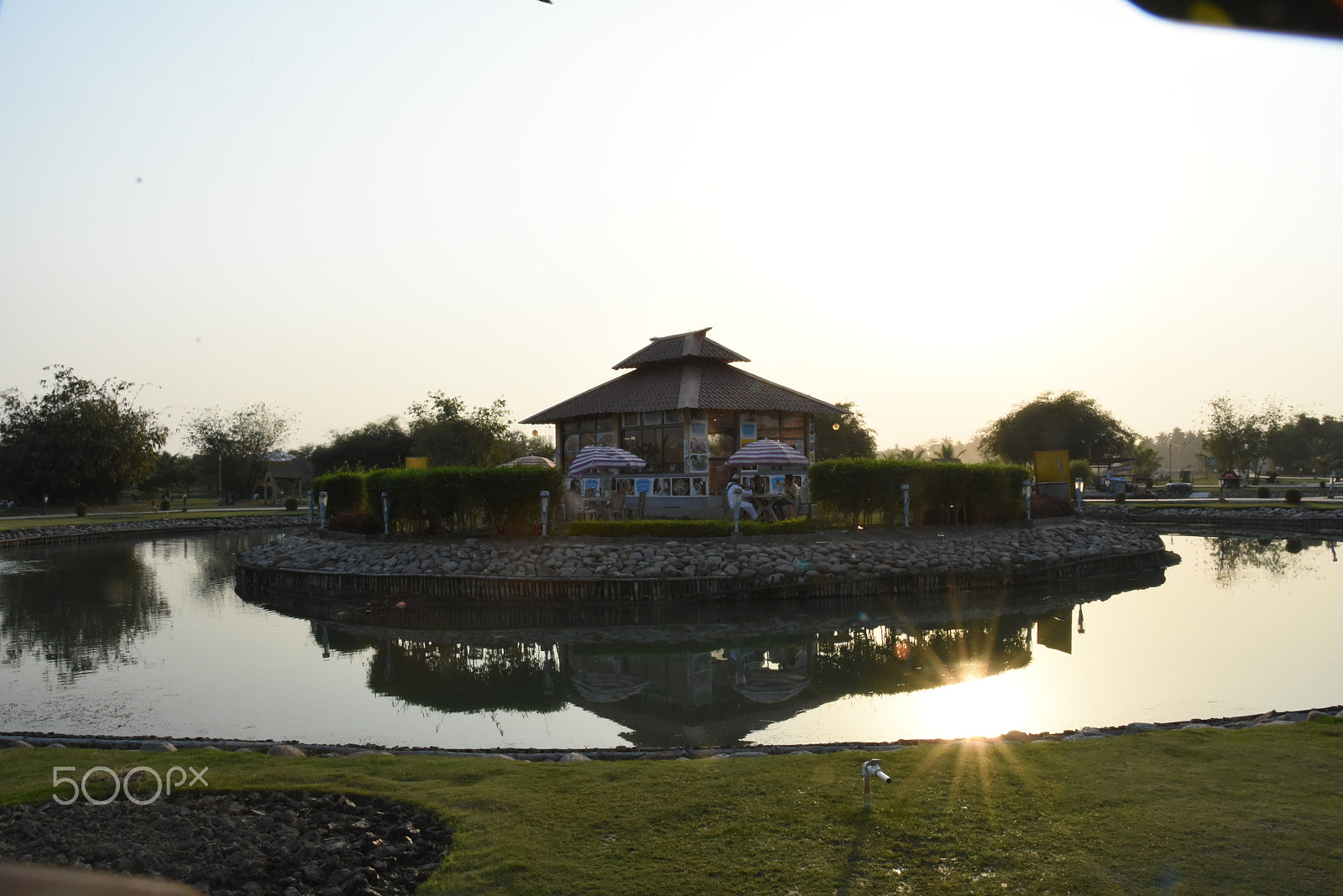 Nikon D7200 sample photo. A place for refreshment photography