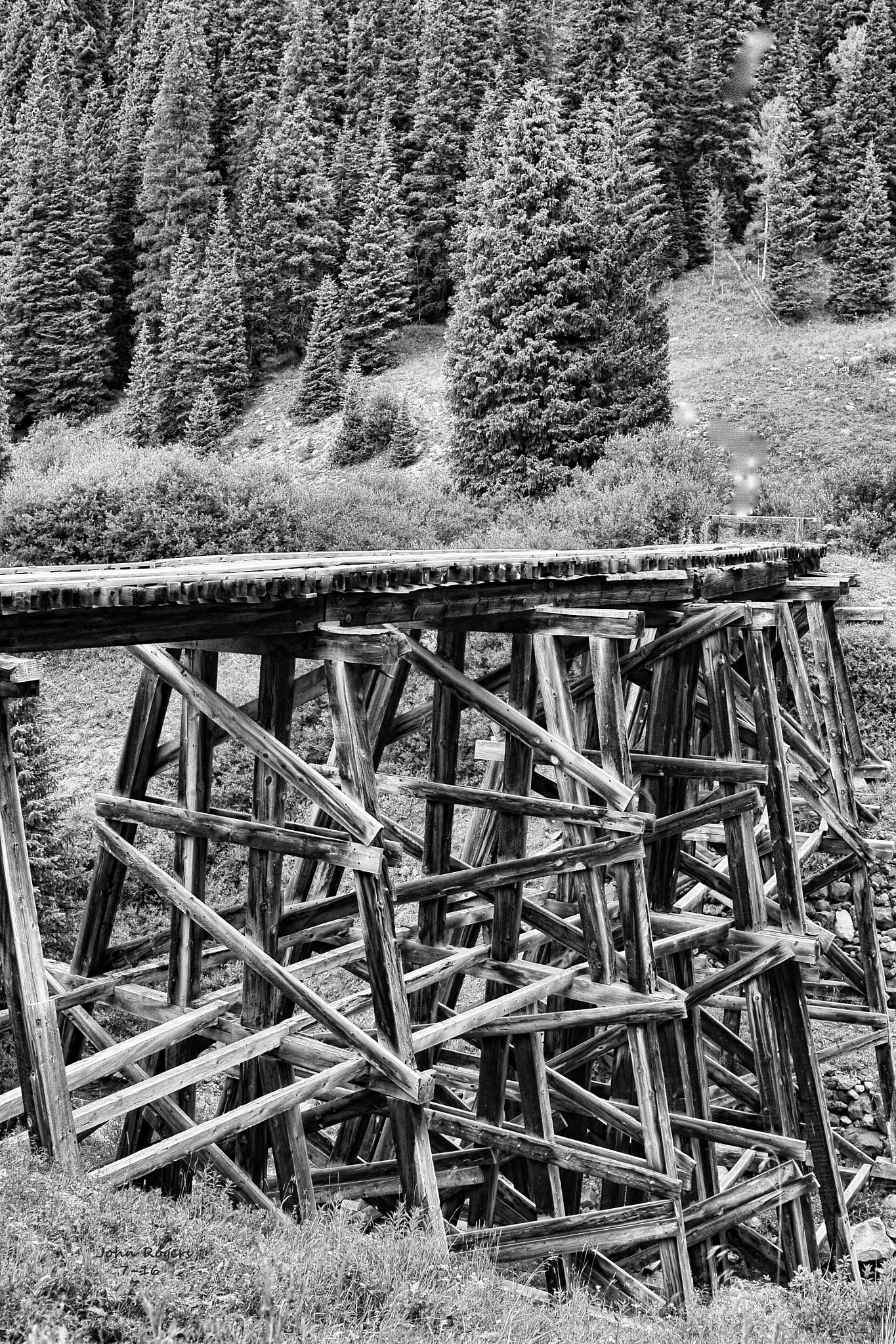 Nikon 1 V2 sample photo. Trout lake rr bridge photography