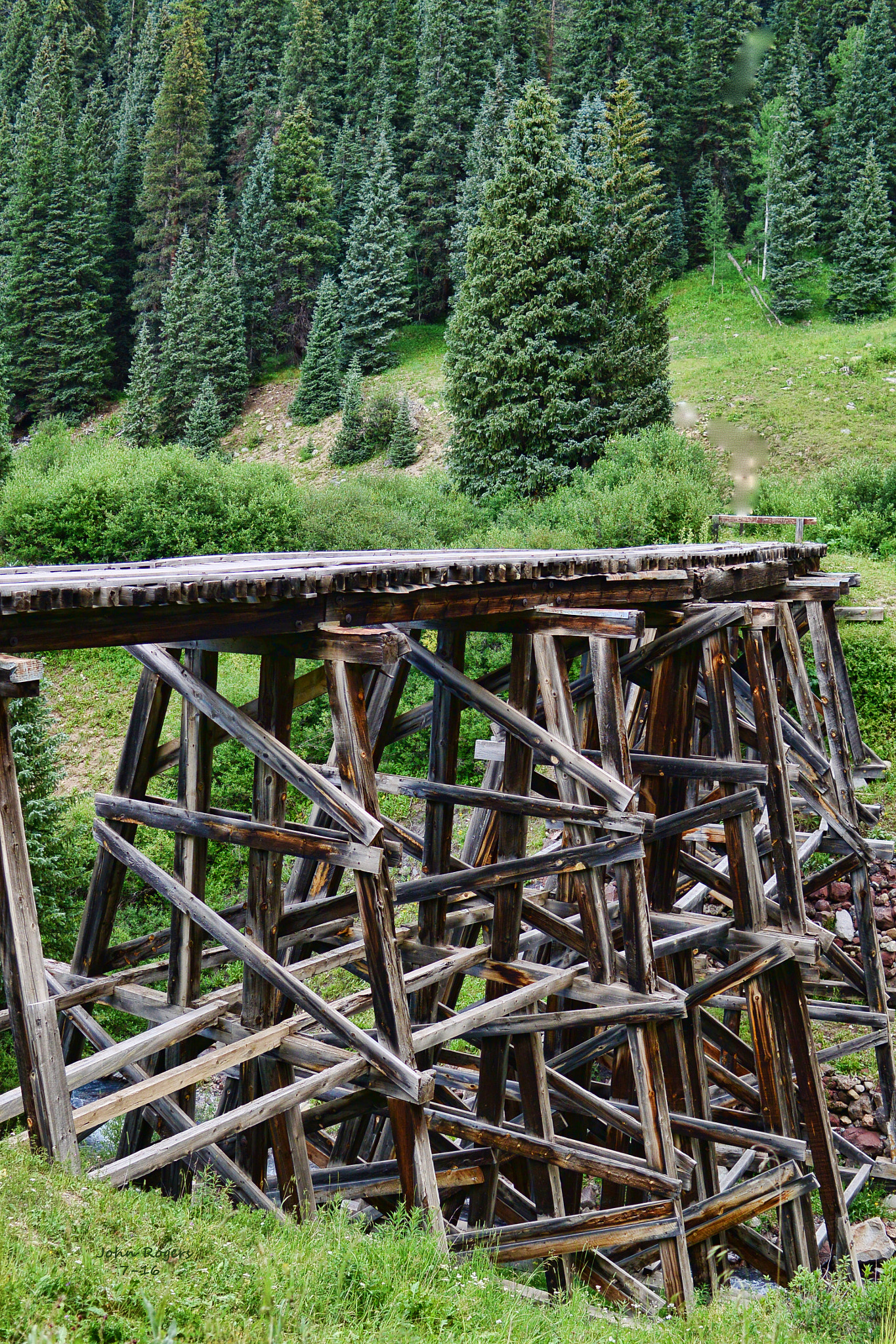 Nikon 1 V2 sample photo. Trout lake rr bridge photography