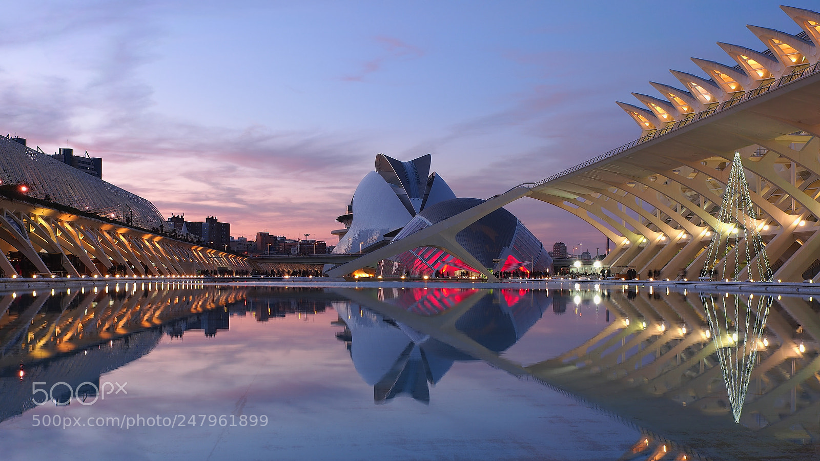 Olympus OM-D E-M5 sample photo. Ciudad de las artes photography