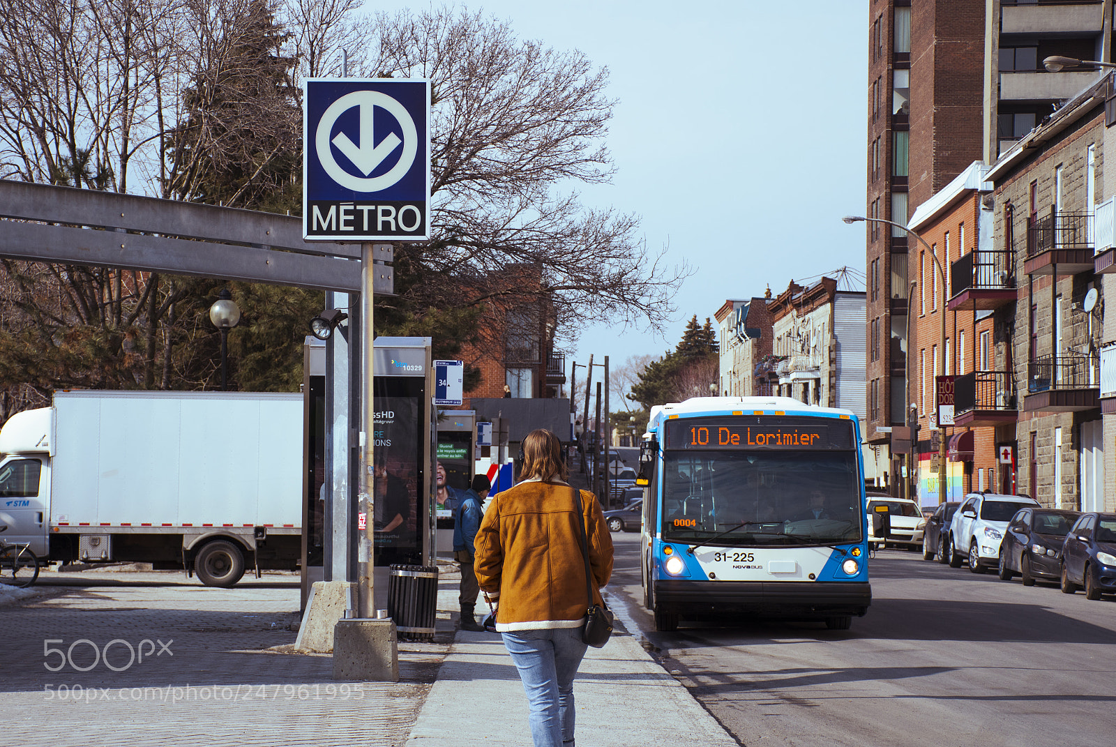 Nikon D7500 sample photo. Smooth walking photography