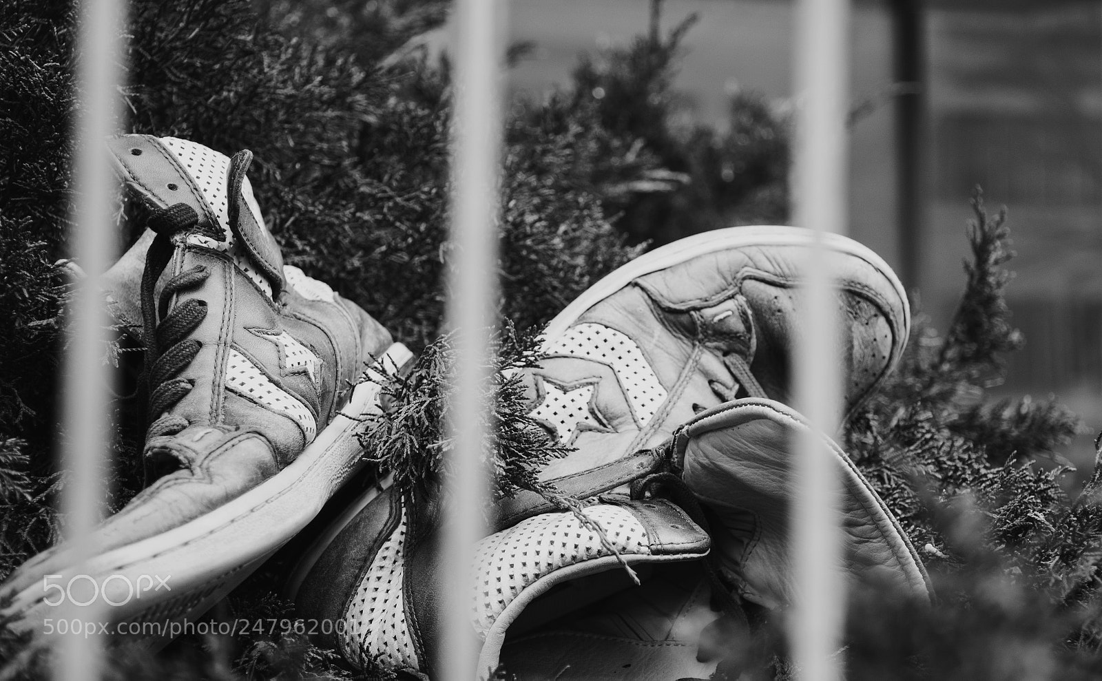 Nikon D7500 sample photo. Abandoned shoes photography