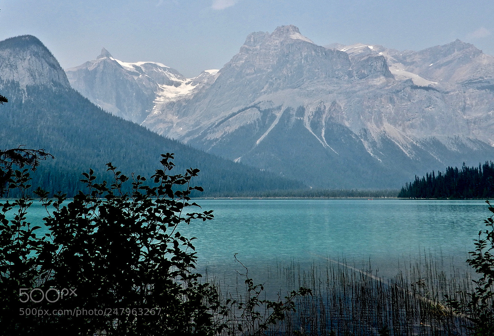 Nikon Coolpix A900 sample photo. Emerald lake photography