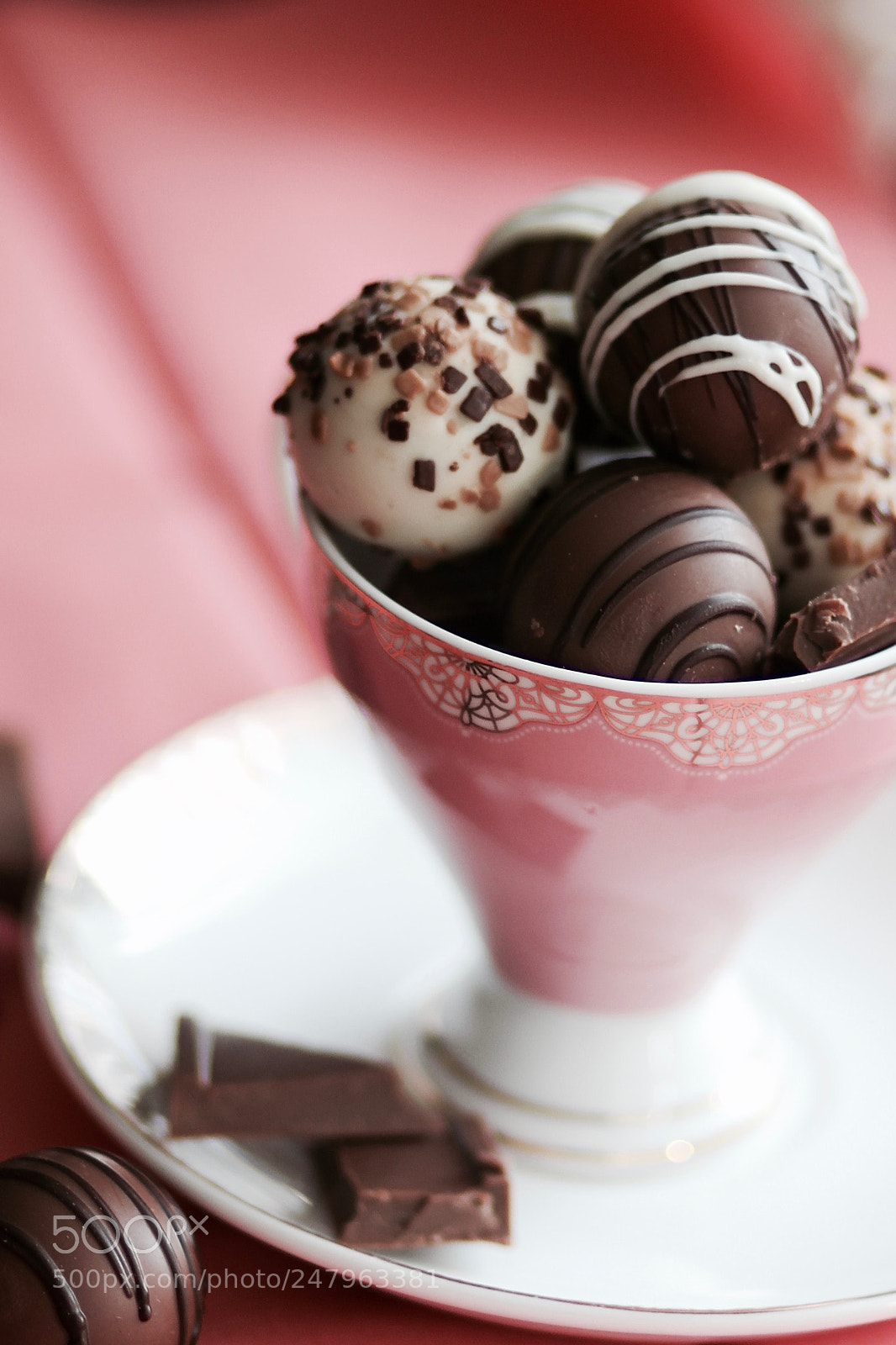 Canon EOS 7D sample photo. A cup of truffles photography