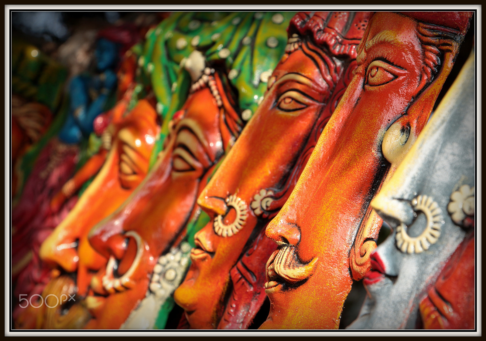 Canon EOS 700D (EOS Rebel T5i / EOS Kiss X7i) sample photo. Street art idols photography