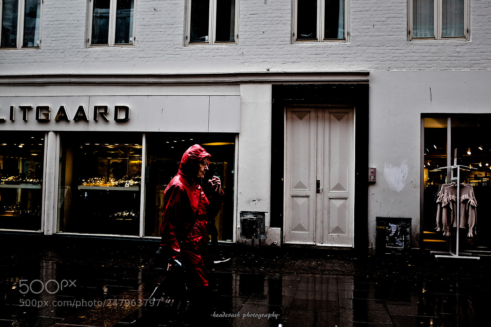 Fujifilm X100T sample photo. Lady in red photography