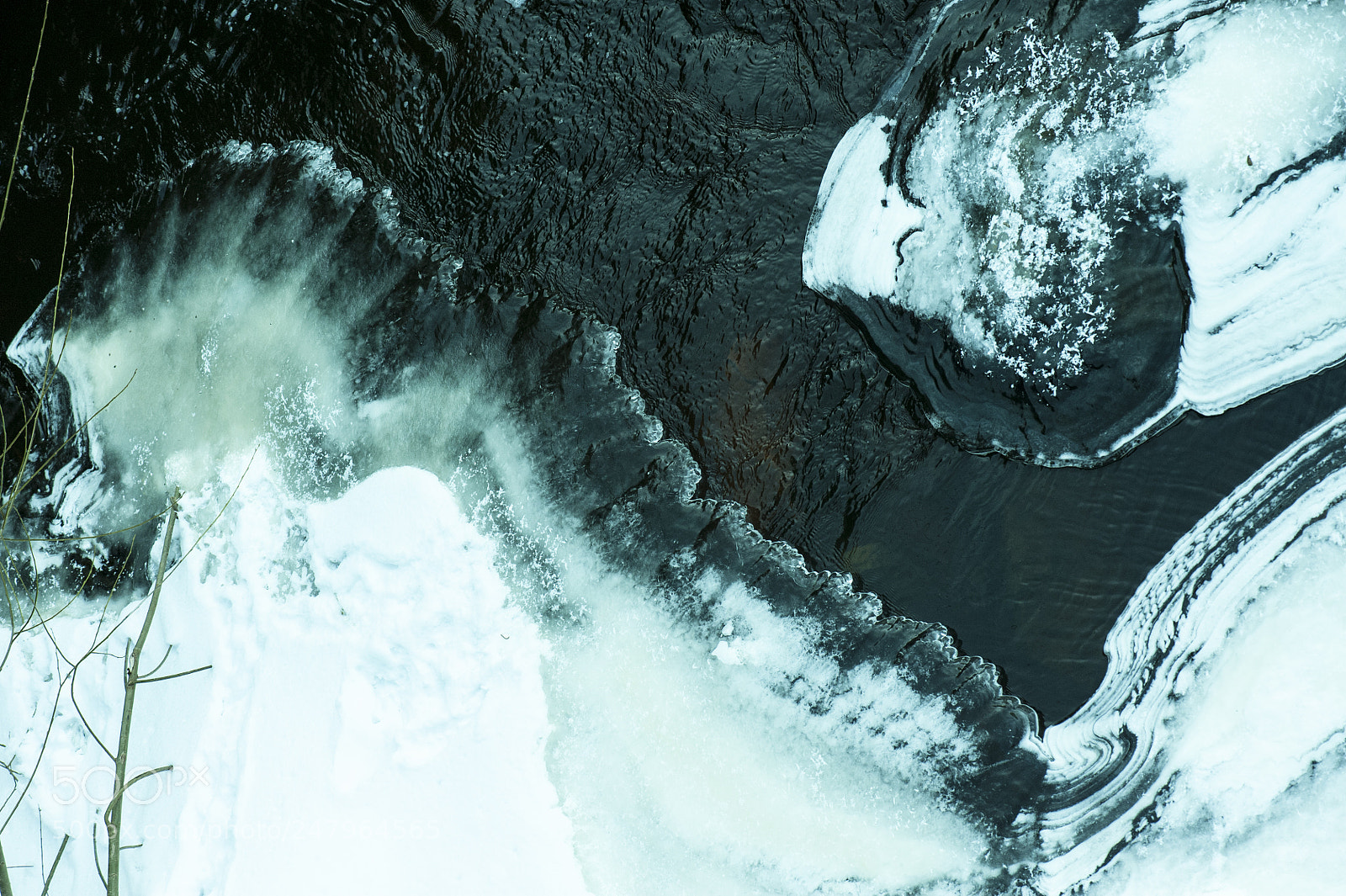 Nikon D700 sample photo. Ice and water. photography