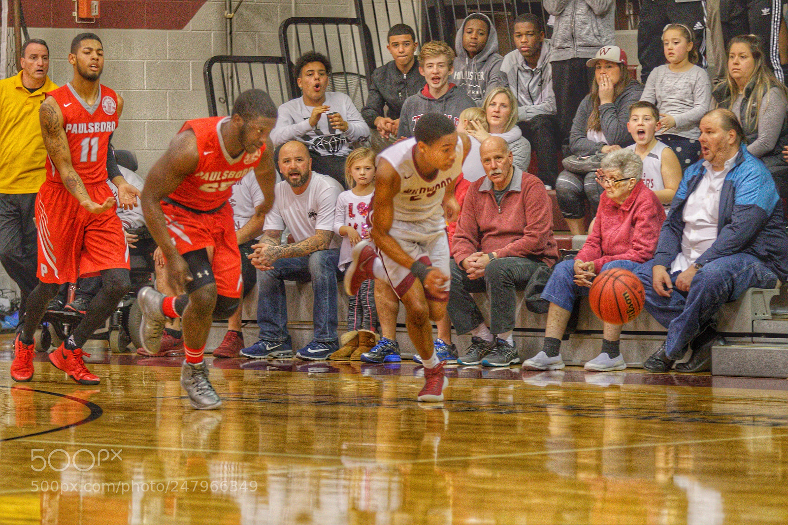 Canon EOS 7D Mark II sample photo. Loose ball photography