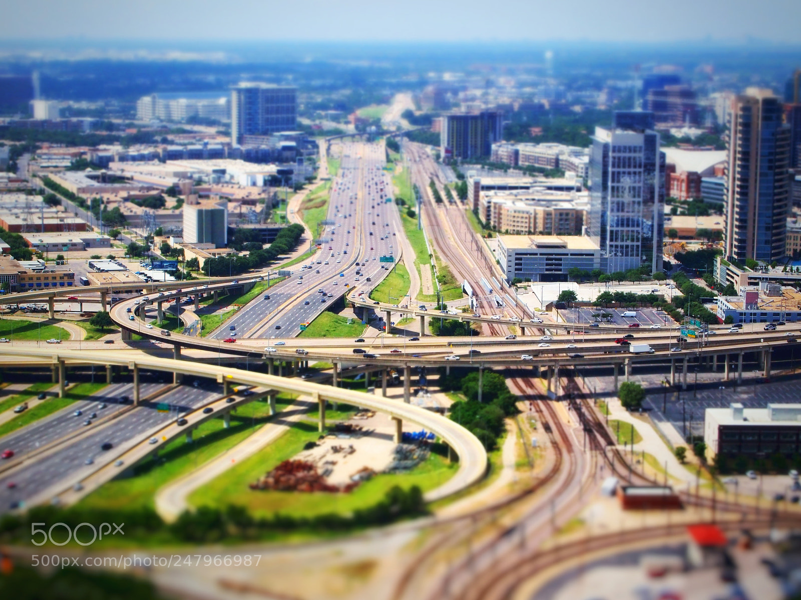 Olympus PEN E-PL1 sample photo. Dallas traffic photography