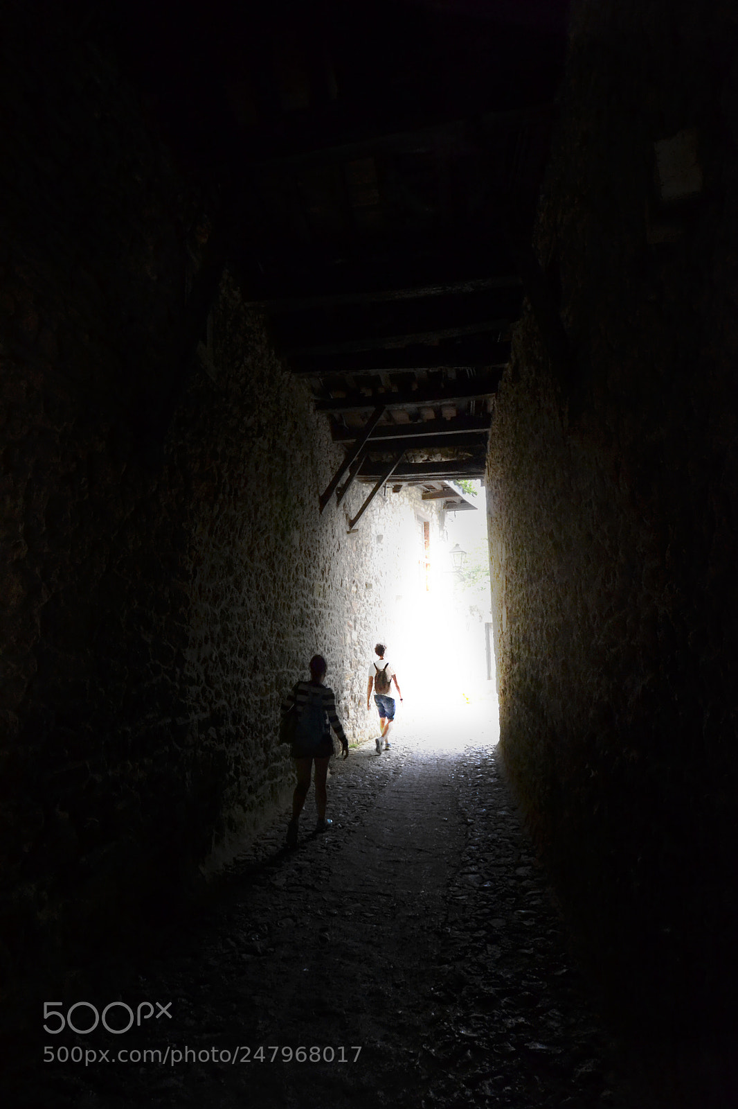 Nikon D3100 sample photo. Hacia la luz photography