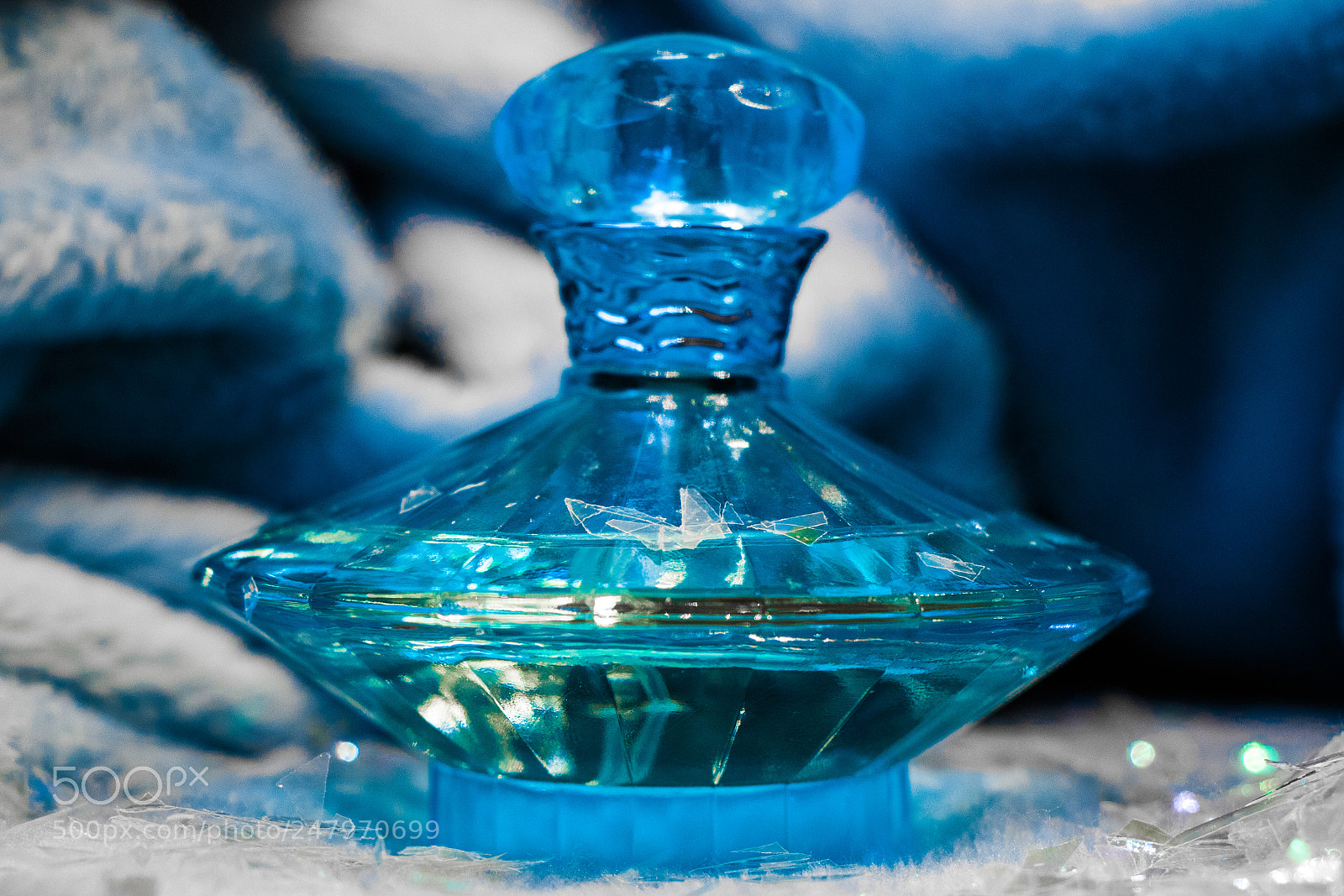 Canon EOS 7D Mark II sample photo. Monochromatic blue photography