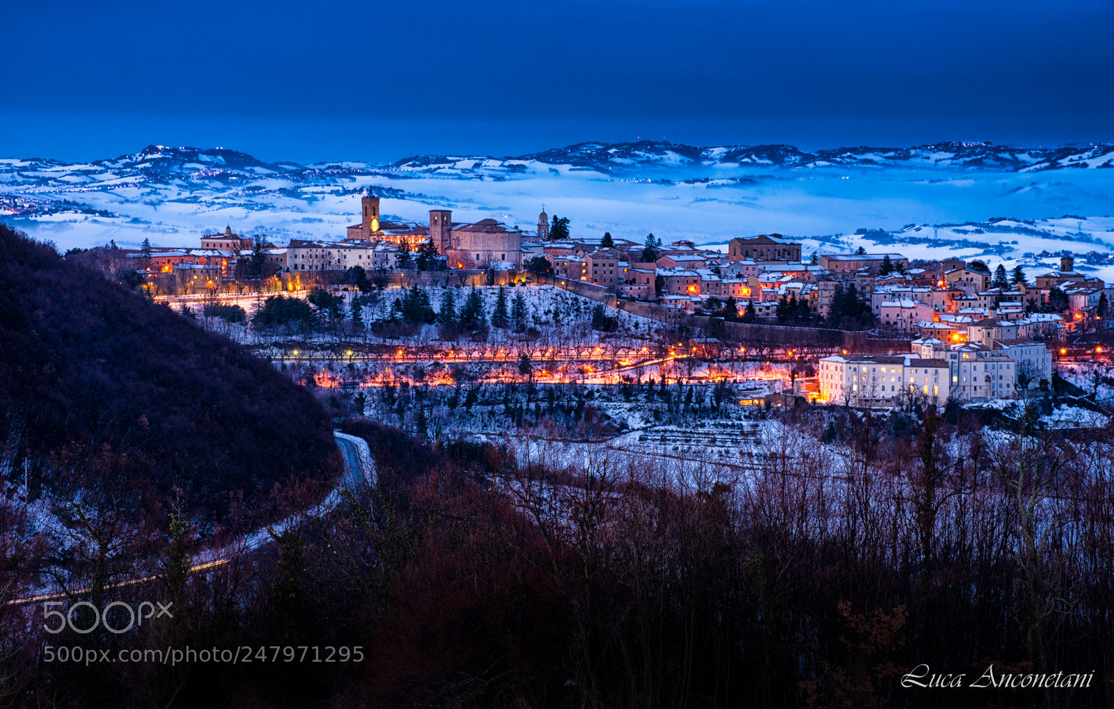 Nikon D610 sample photo. Cingoli at sunset photography