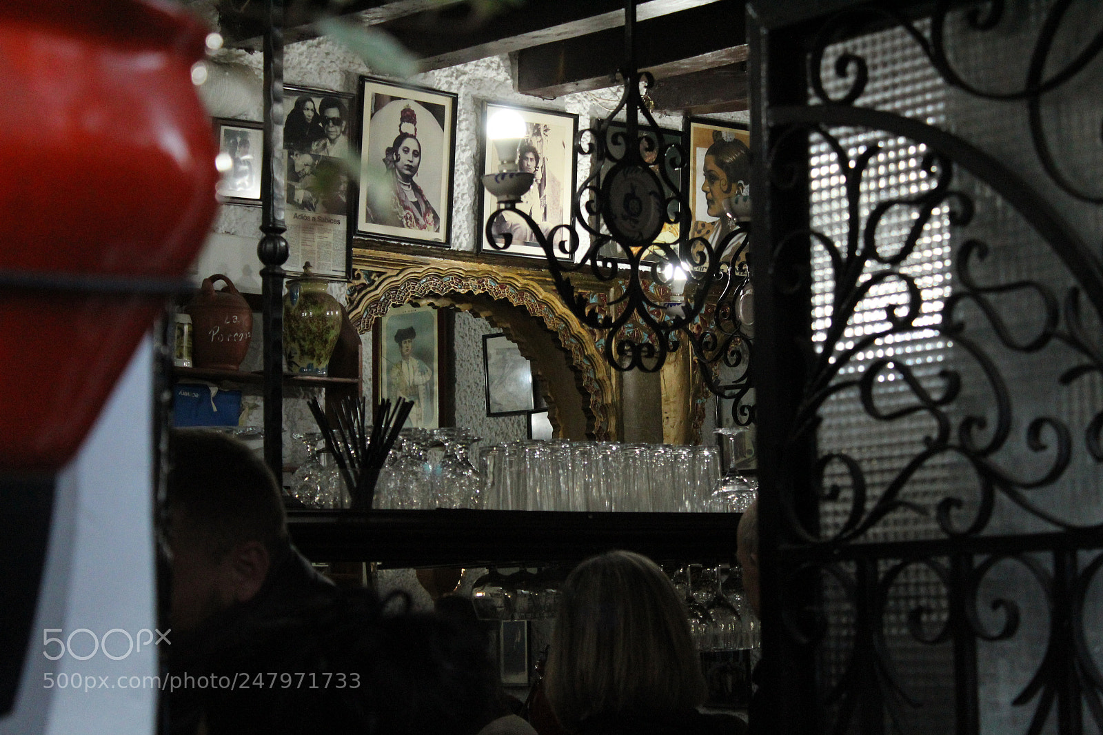 Canon EOS 1300D (EOS Rebel T6 / EOS Kiss X80) sample photo. Flamenco bar photography