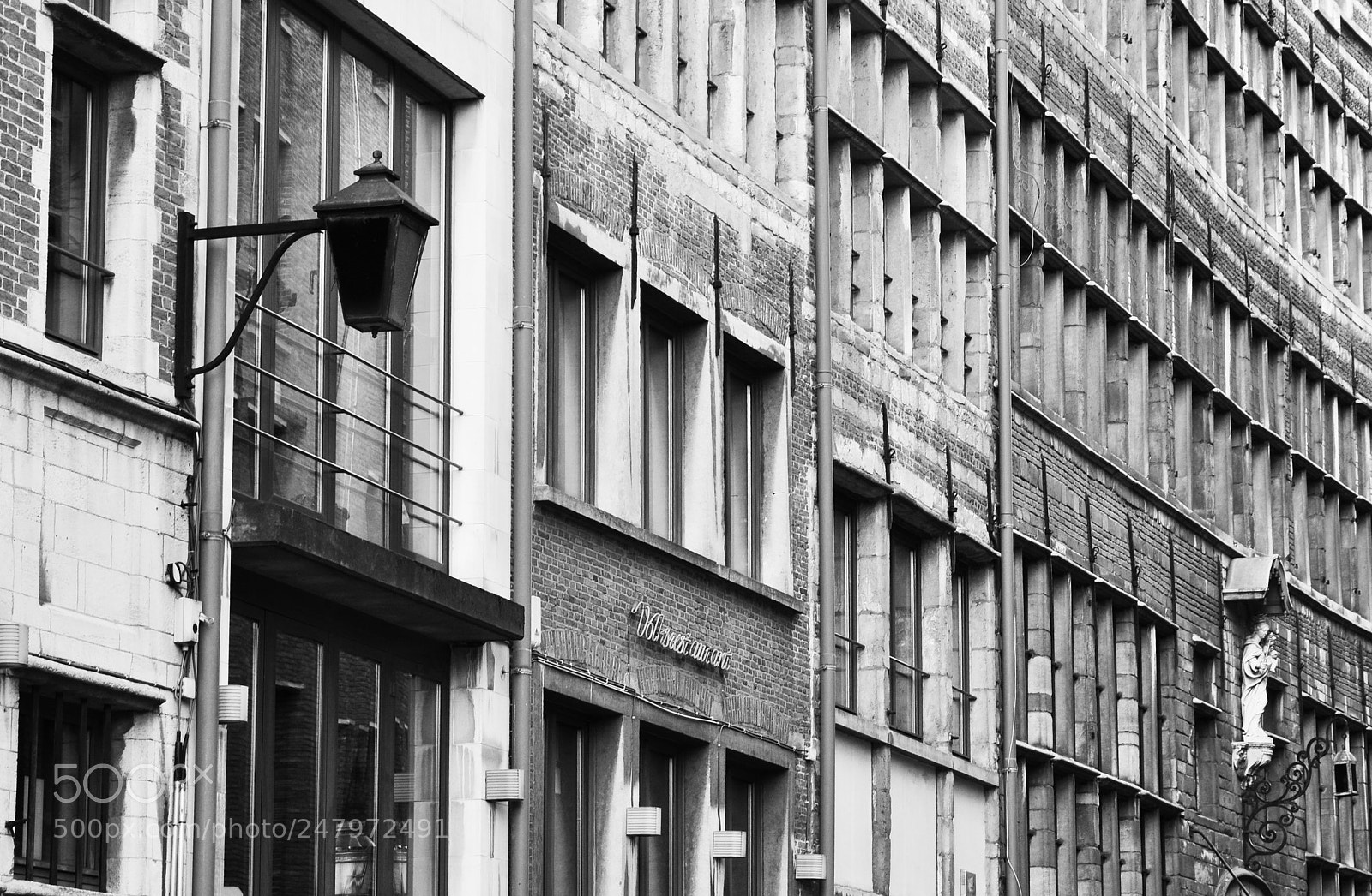 Nikon D5000 sample photo. Windows photography