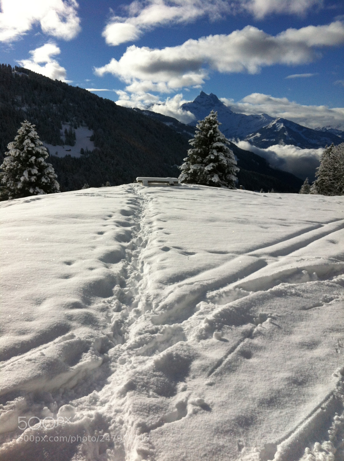 Apple iPhone 4 sample photo. Neige photography