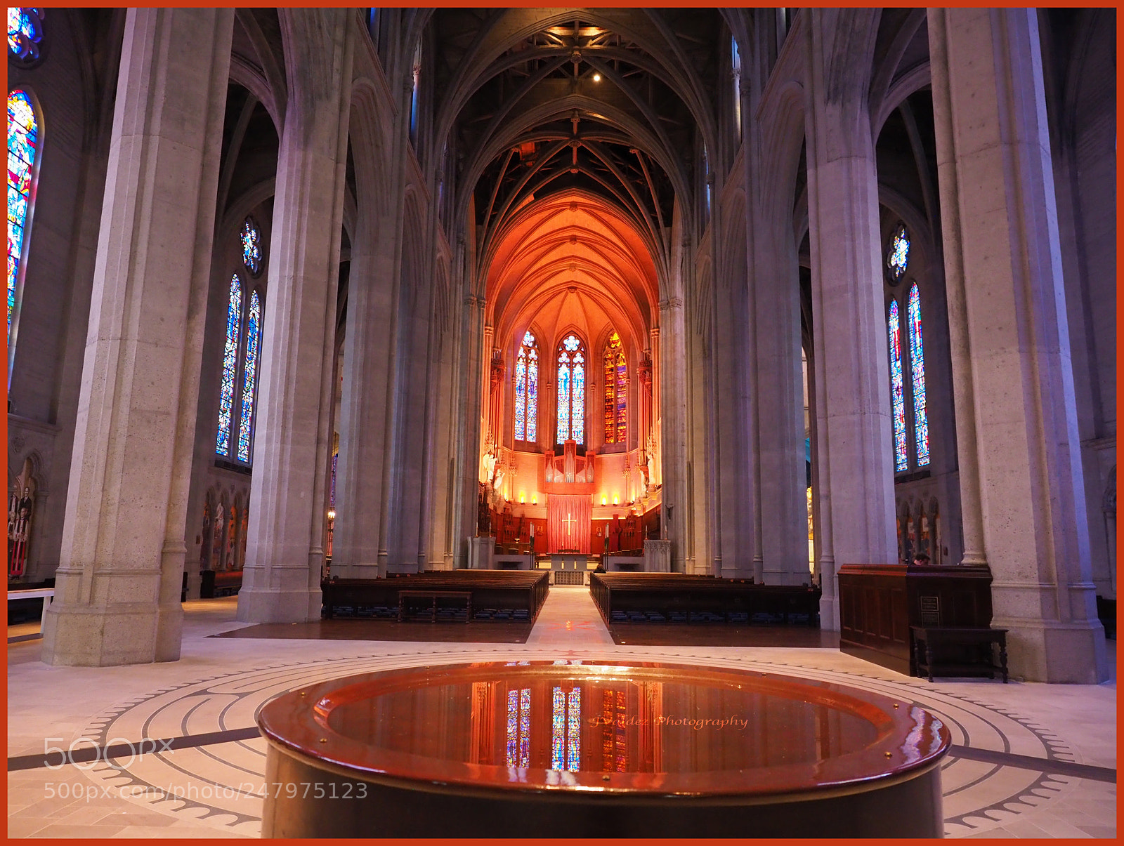 Olympus OM-D E-M1 Mark II sample photo. Inside san francisco grace photography