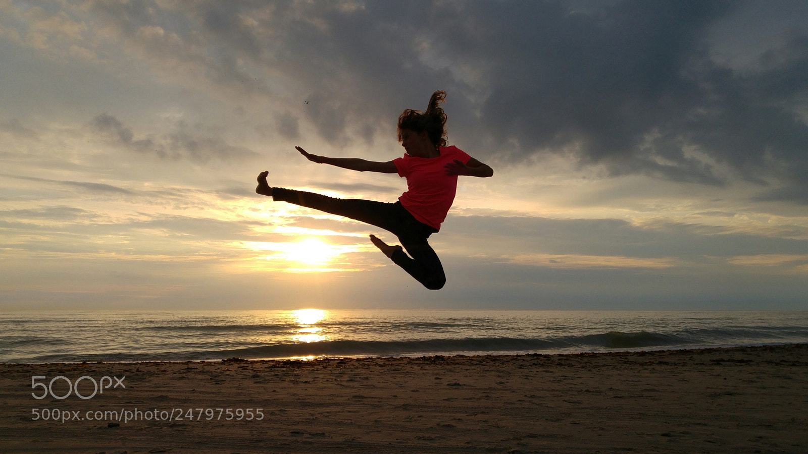 LG G4 sample photo. Jumping photography