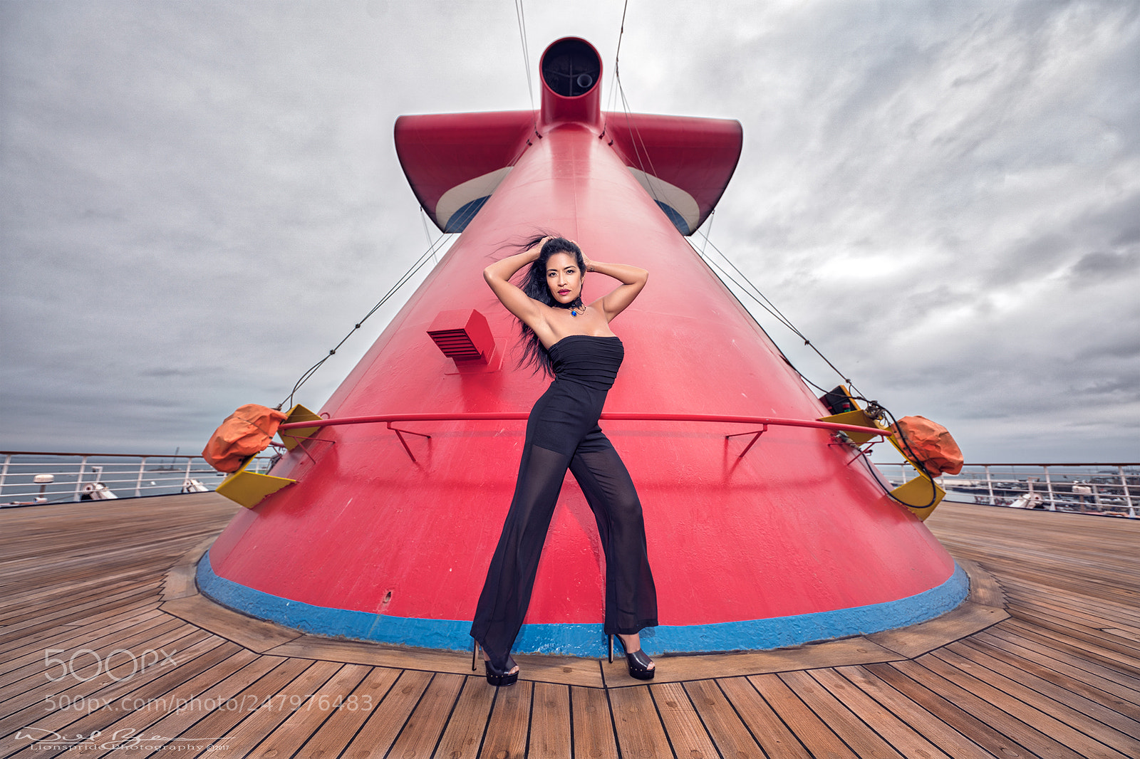 Sony a7R II sample photo. Fashion or the cruise photography