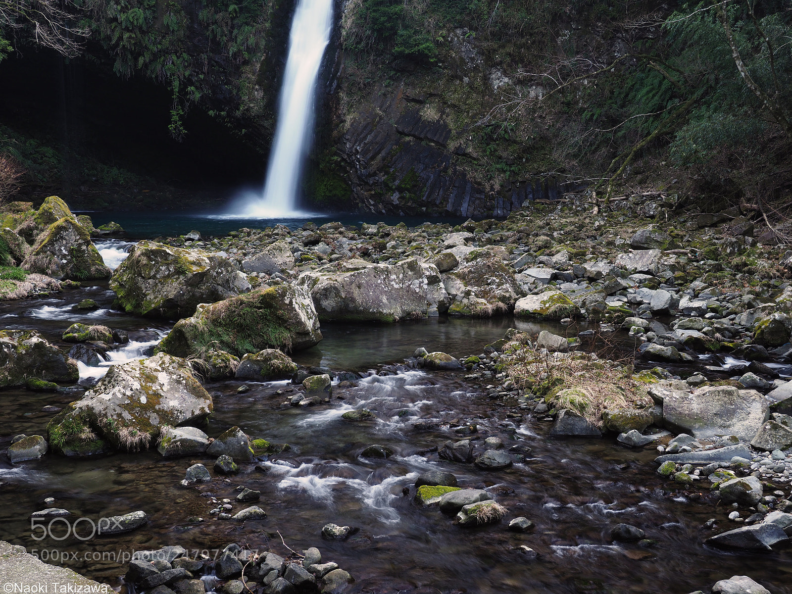 Olympus OM-D E-M1 Mark II sample photo. Stream photography