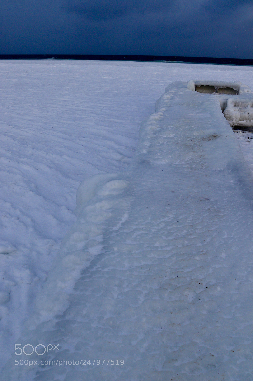Canon EOS 77D (EOS 9000D / EOS 770D) sample photo. Ice on ice photography