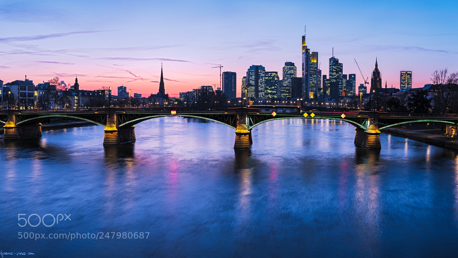 Fujifilm X-T2 sample photo. Winter colors in frankfurt photography