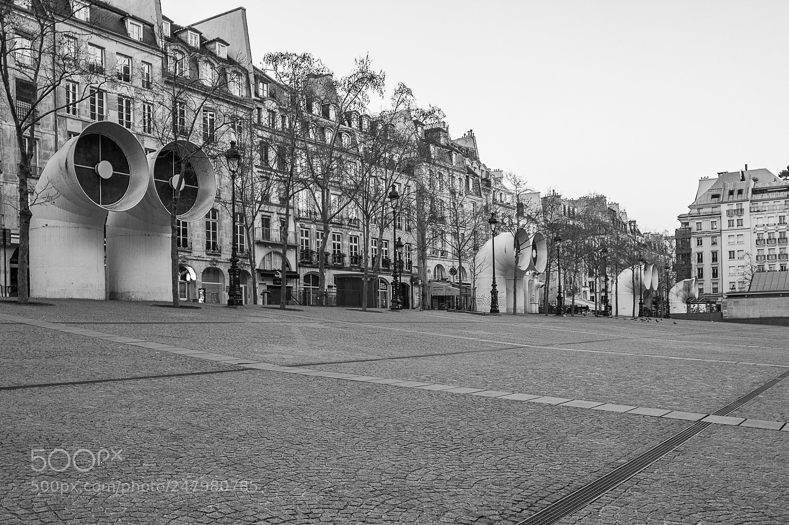 Canon EOS 550D (EOS Rebel T2i / EOS Kiss X4) sample photo. Esplanade centre beaubourg n photography