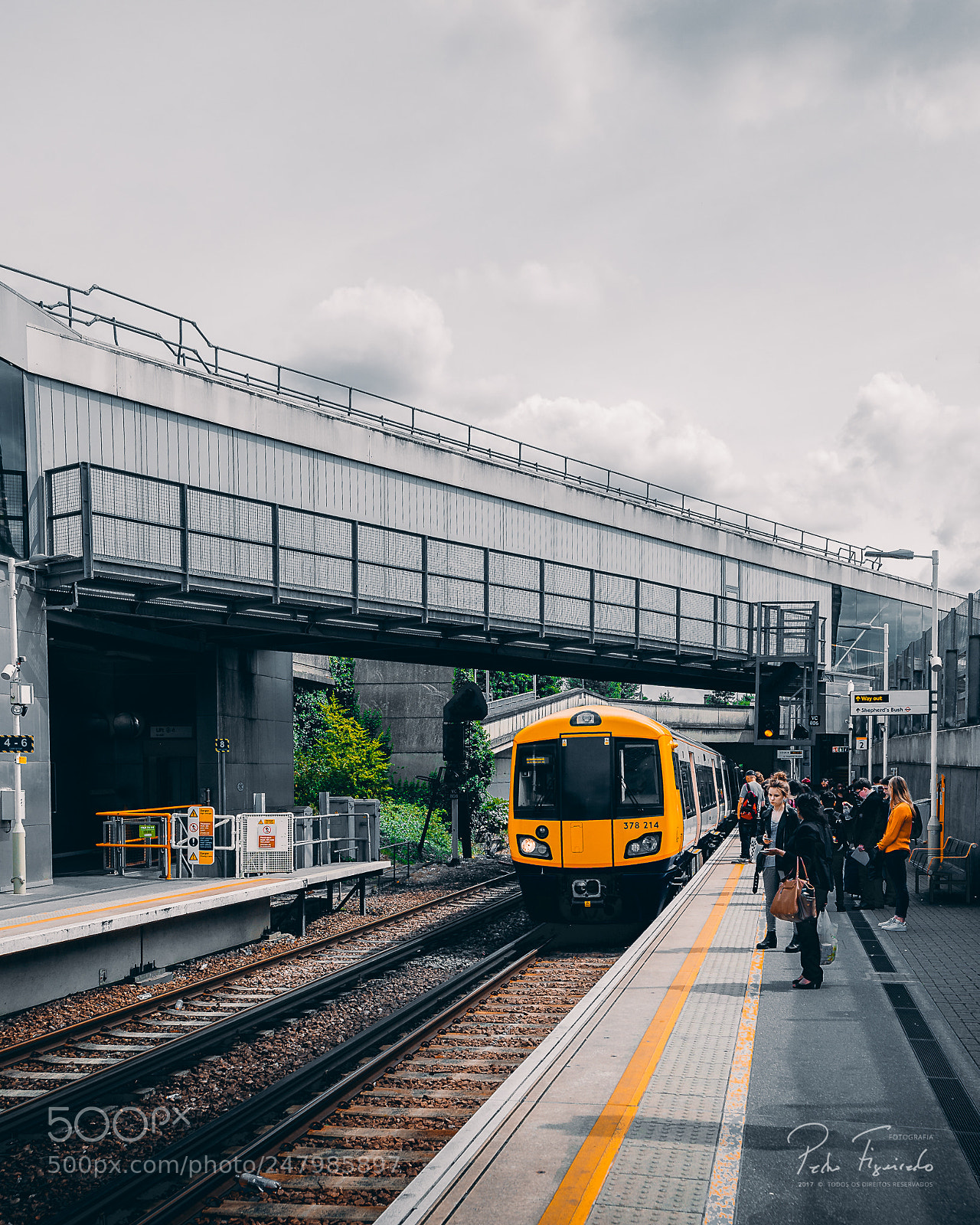 Nikon D610 sample photo. London overground photography