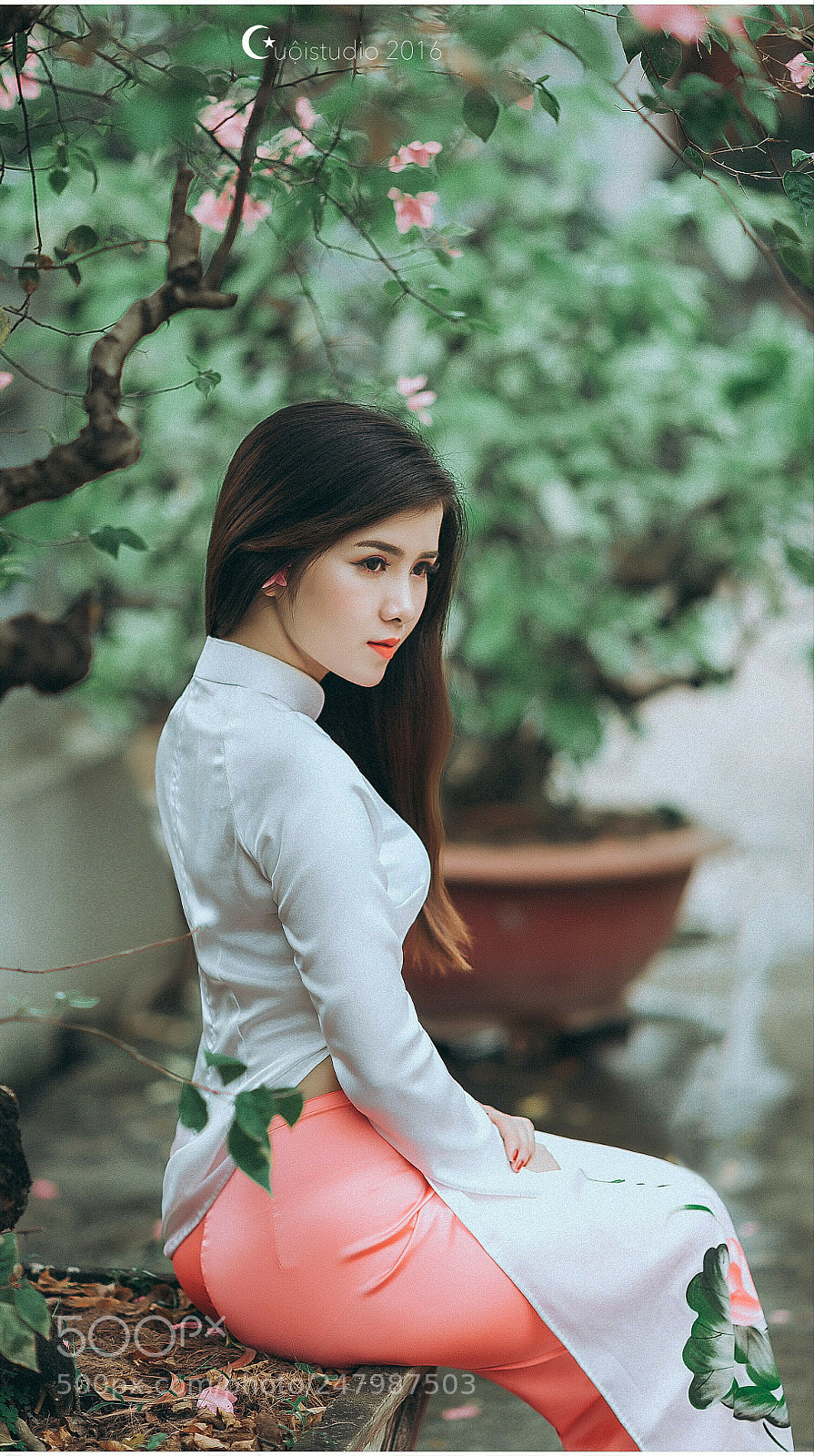 Nikon D700 sample photo. Long dress photography
