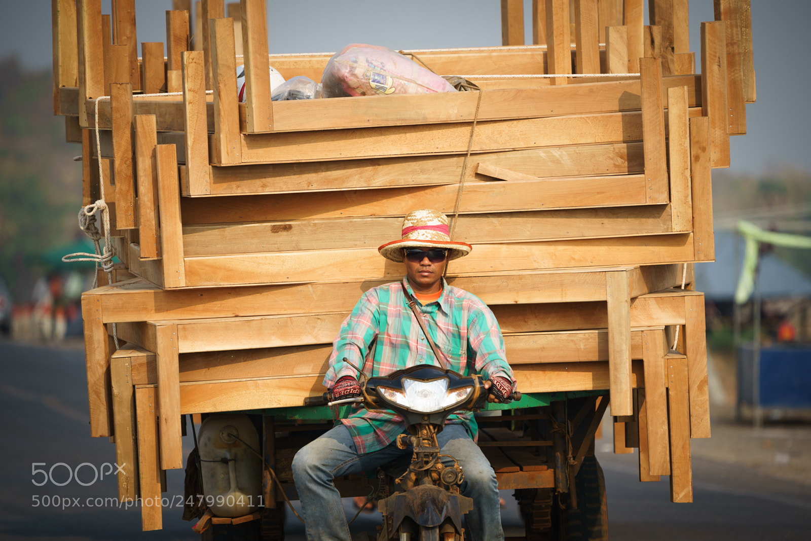 Sony a7 II sample photo. Wooden bed seller photography