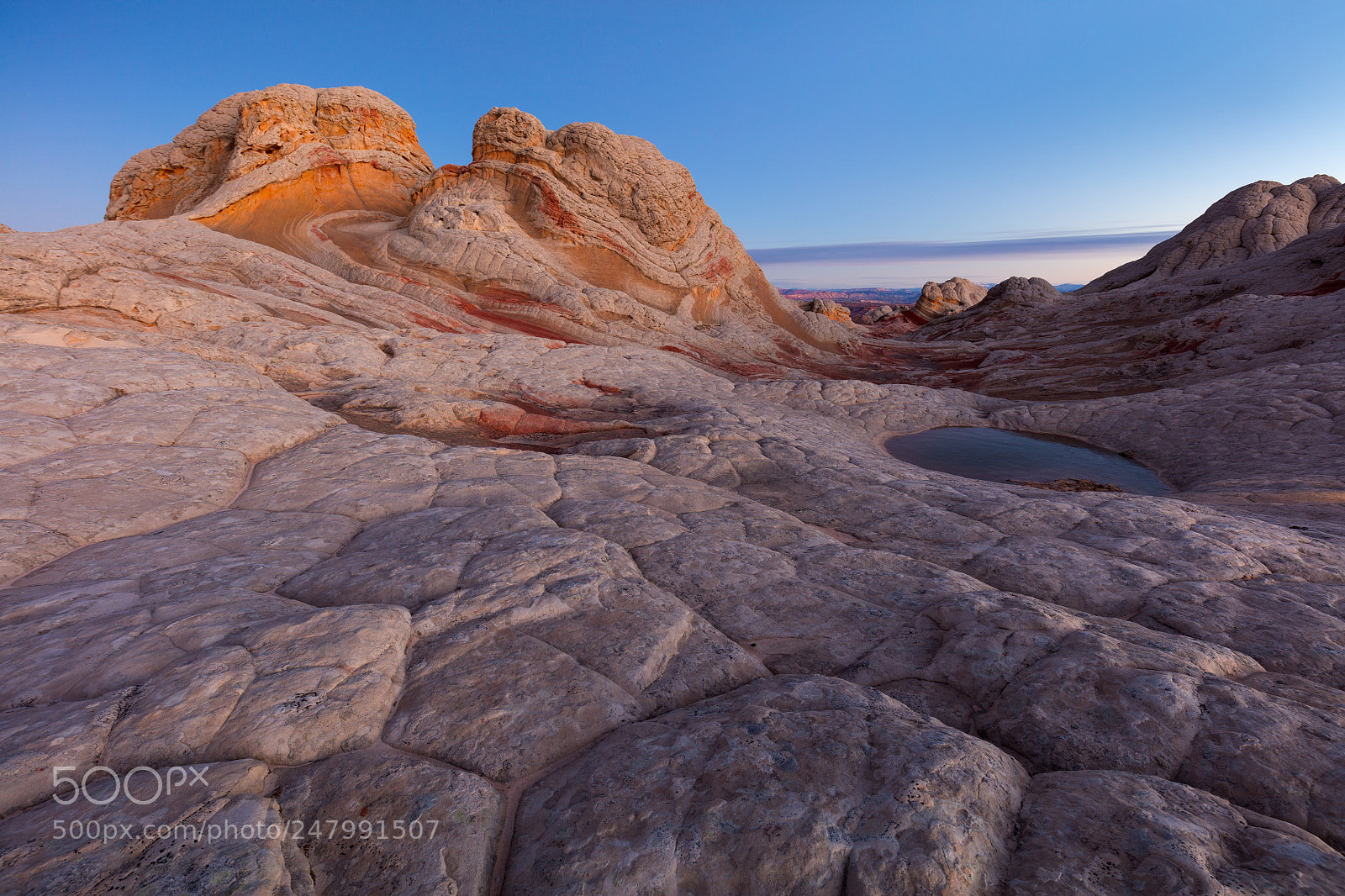 Canon EOS 5DS R sample photo. White pocket - polygon photography