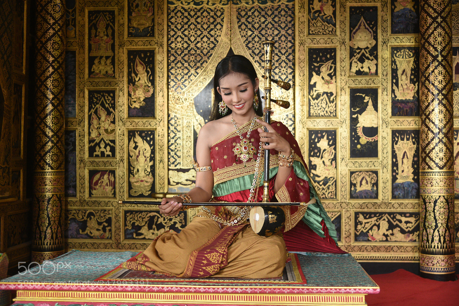 Nikon AF-S Nikkor 24-120mm F4G ED VR sample photo. Thai culture ceremony photography
