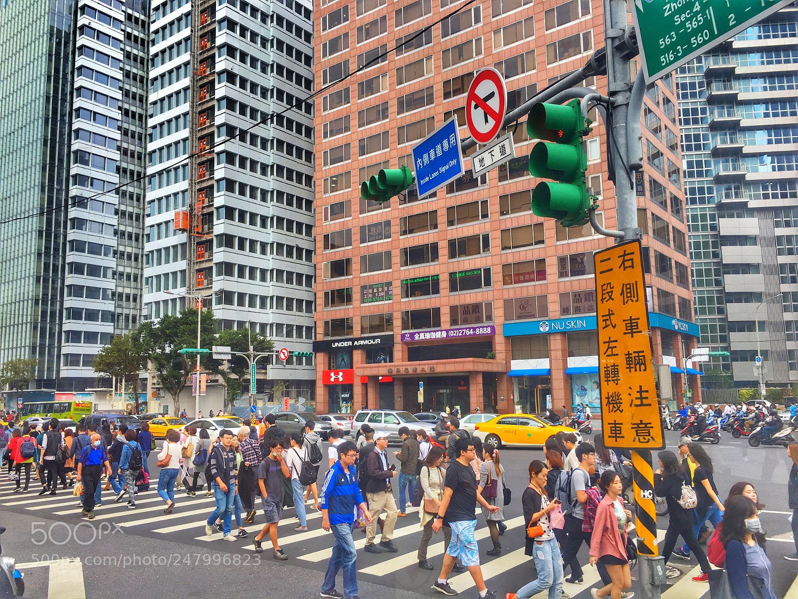 Apple iPhone 6s sample photo. City life taiwan photography