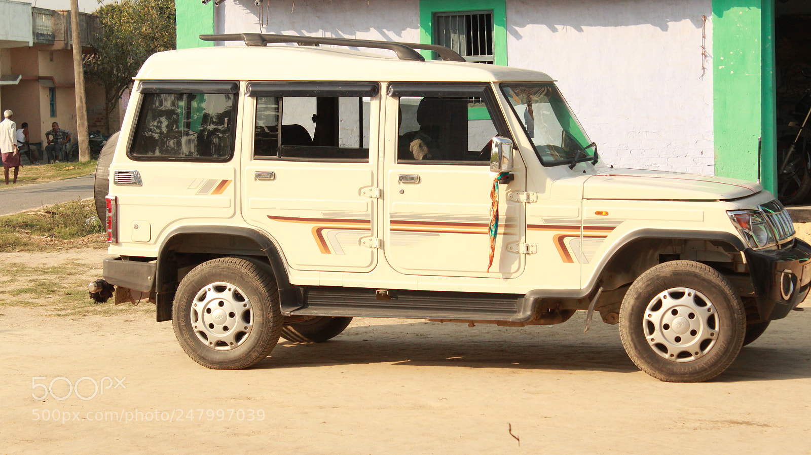 Canon EOS 1300D (EOS Rebel T6 / EOS Kiss X80) sample photo. Car photography