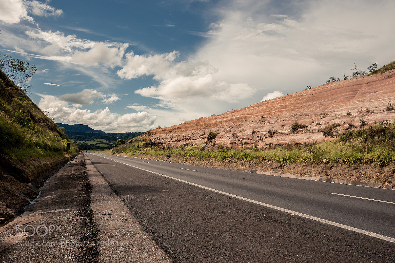 Nikon D7200 sample photo. On the road photography