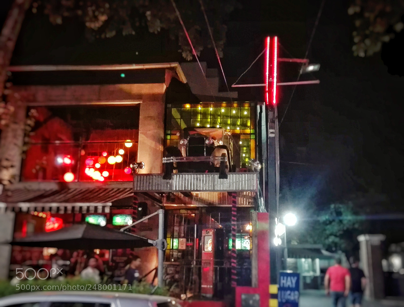HUAWEI P8 Lite sample photo. Friday night photography