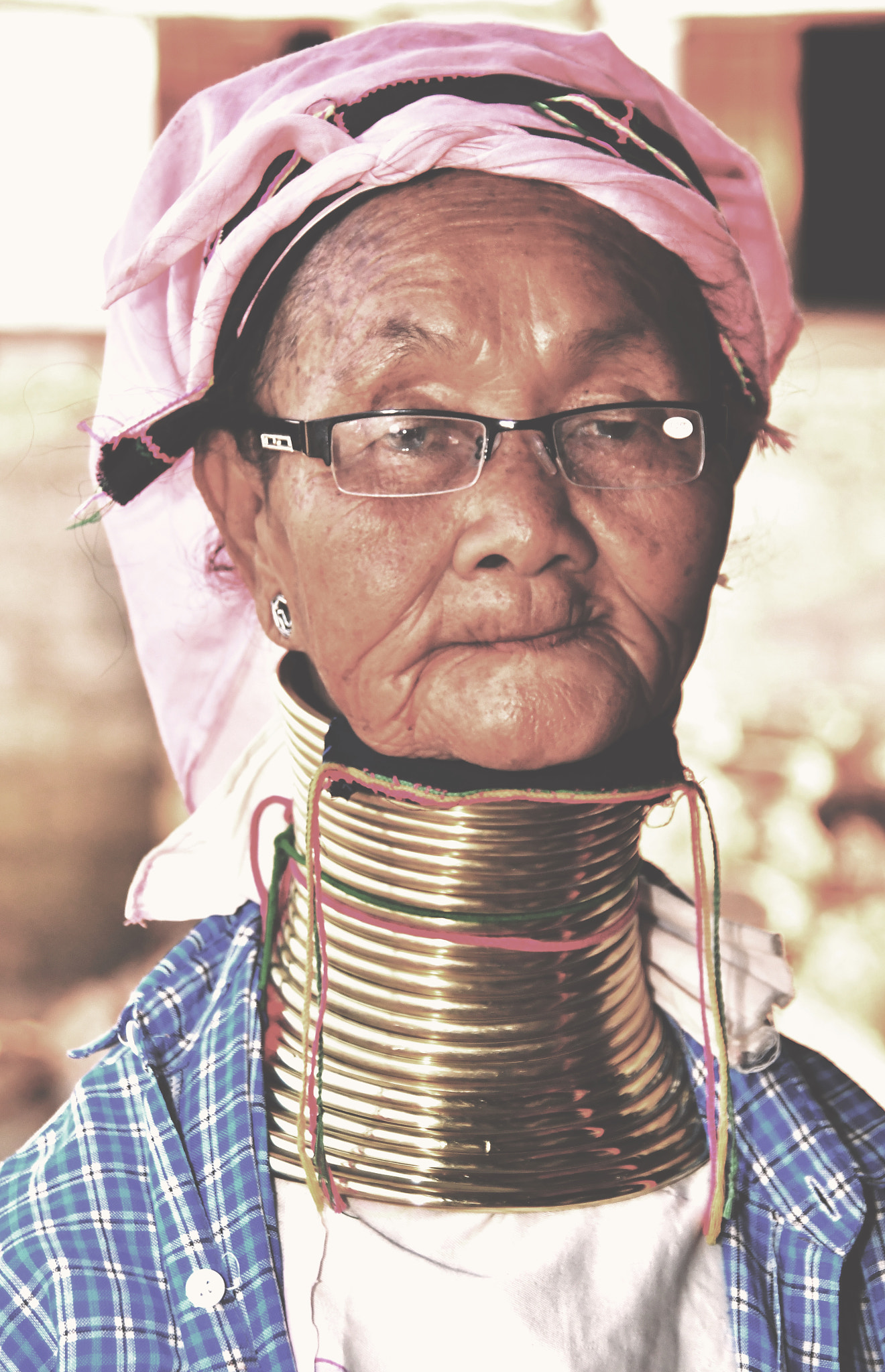 Nikon D500 sample photo. Padaung woman wearing neck ring photography